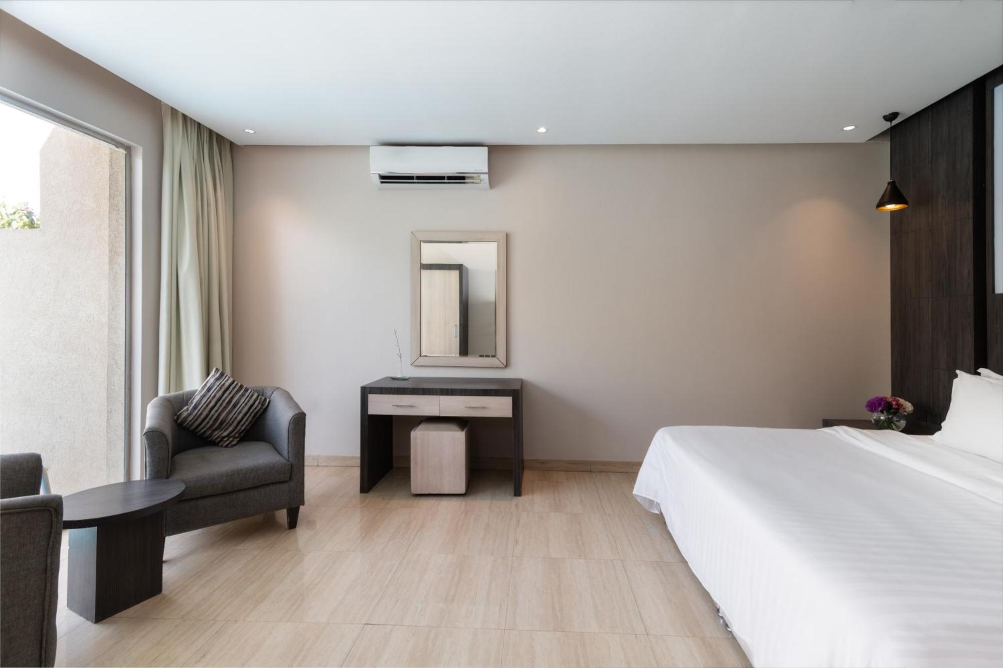 The Corner Hotel Resorts - Rijád Exteriér fotografie